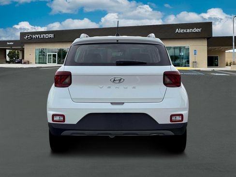 New 2026 Hyundai Venue SEL image 6