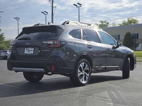 Used 2020 Subaru Outback Limited AWD/4WD image 7