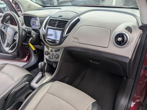 Used 2016 Chevrolet Trax LTZ FWD image 16
