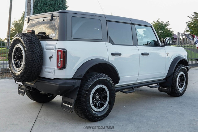 Used 2023 Ford Bronco Badlands w/ Sasquatch Package AWD/4WD image 8
