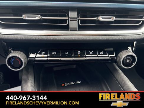 New 2026 Chevrolet Equinox EV LT image 20