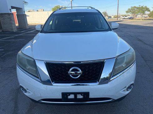 Used 2014 Nissan Pathfinder SL w/ SL Tech Package image 2