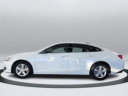 Certified 2024 Chevrolet Malibu LS image 2