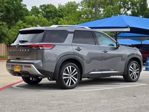 Used 2025 Nissan Pathfinder Platinum w/ Cargo Package FWD image 3