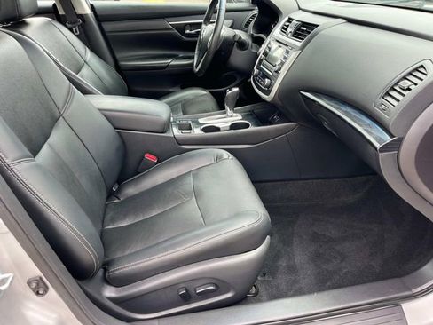 Used 2017 Nissan Altima 2.5 SL FWD image 23