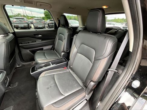 Used 2022 Nissan Pathfinder SL w/ SL Premium Package AWD/4WD image 14