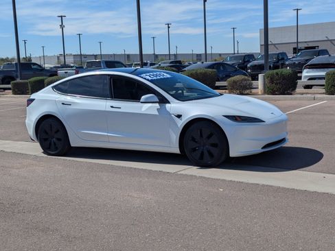 Used 2024 Tesla Model 3 Standard Range image 7