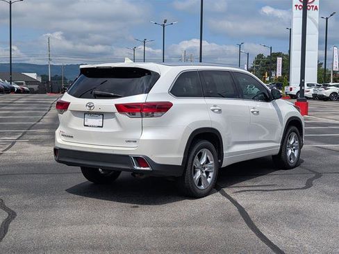 Used 2017 Toyota Highlander Limited image 5