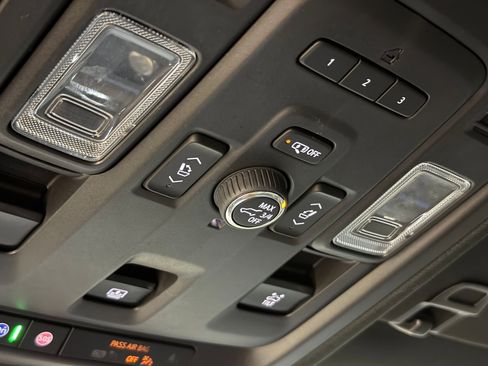 Certified 2022 Cadillac Escalade Premium Luxury w/ LPO, Radiant Package image 41