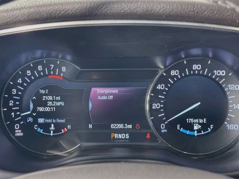 Certified 2019 Lincoln MKC Select w/ Select Plus Package FWD image 14