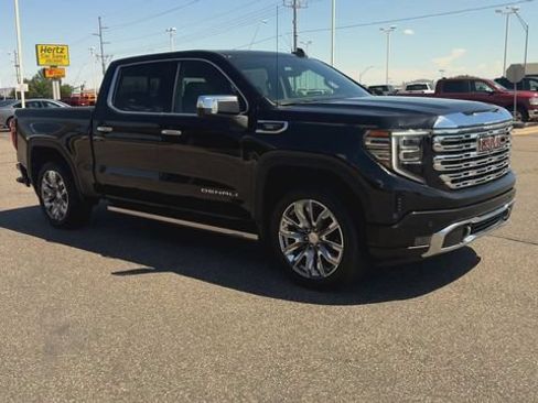Used 2024 GMC Sierra 1500 Denali w/ Denali Reserve Package AWD/4WD image 2