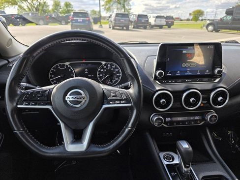Used 2021 Nissan Sentra SV FWD image 4