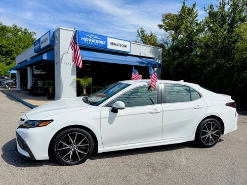 Used 2021 Toyota Camry SE FWD image 42