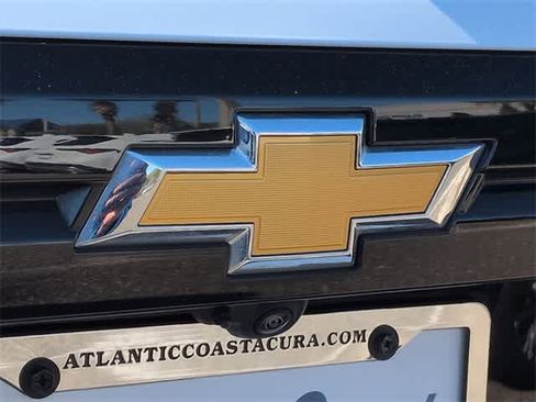 Used 2024 Chevrolet Traverse LT w/ Trailering Package image 12