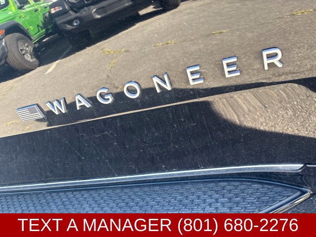 Used 2023 Jeep Wagoneer Series II w/ Mopar Step-Up Package AWD/4WD image 7