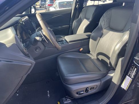 Used 2023 Lexus RX 350 Premium w/ Accessory Package (Z1) image 14