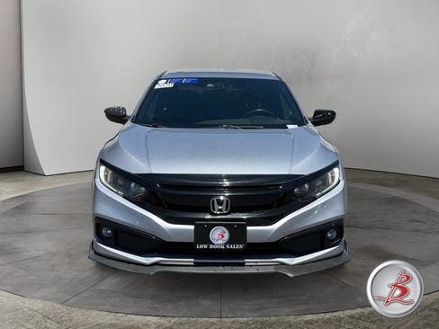 Used 2020 Honda Civic Sport image 2