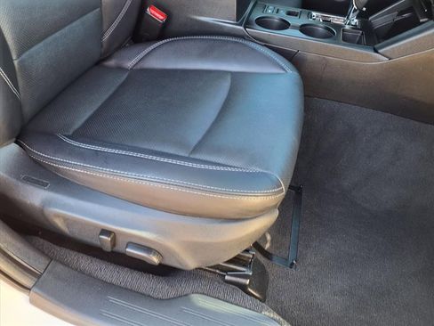 Used 2018 Subaru Outback 2.5i Limited image 17