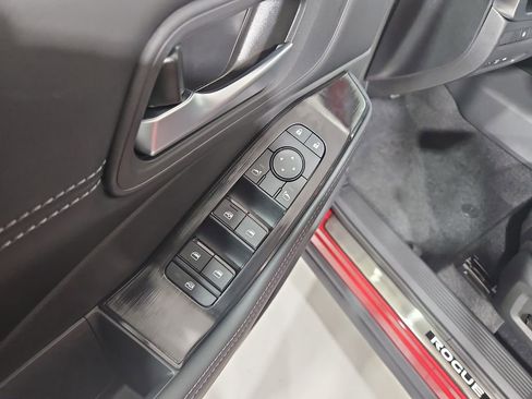 New 2026 Nissan Rogue SV image 12