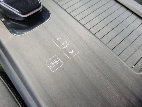 Certified 2024 Nissan Ariya AWD image 31