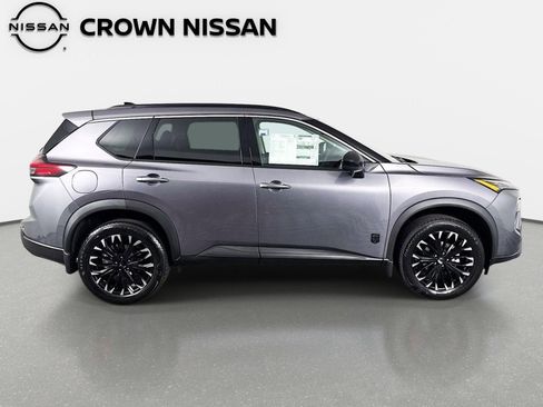 New 2026 Nissan Rogue SV FWD image 4