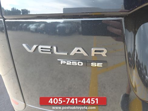 Used 2018 Land Rover Range Rover Velar R-Dynamic SE AWD/4WD image 9