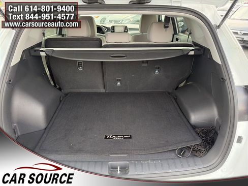 Used 2021 Hyundai Tucson SE w/ Cargo Package image 7