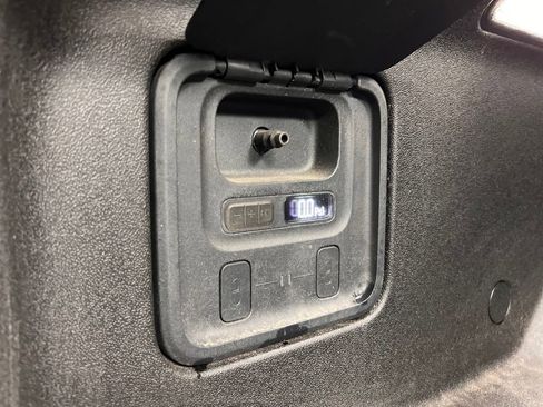 Used 2024 Rivian R1T Adventure image 23