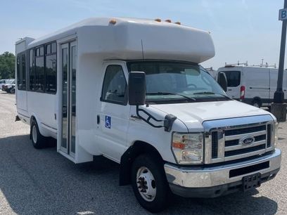 Used 2011 Ford E-450 and Econoline 450 Super Duty w/ Shuttle Bus Prep Pkg