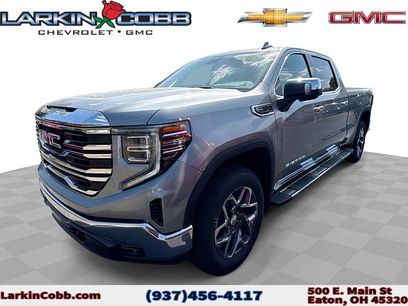 New 2026 GMC Sierra 1500 SLT w/ SLT Premium Package