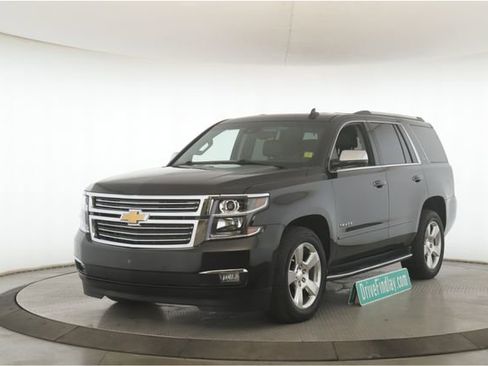 Used 2016 Chevrolet Tahoe LTZ AWD/4WD image 10