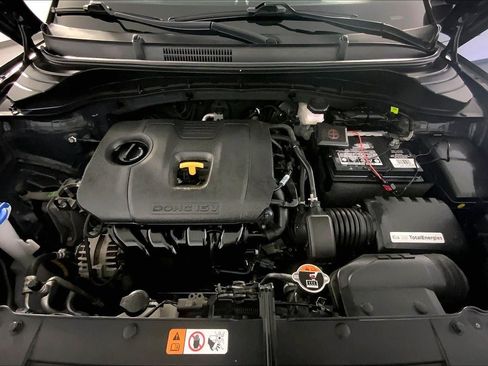 Used 2025 Kia Soul LX w/ LX Technology Package FWD image 10