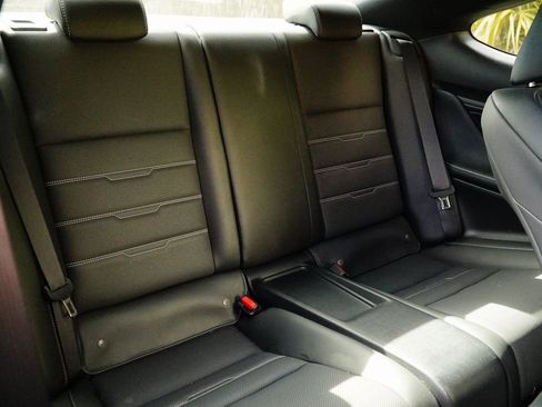 Used 2017 Lexus RC 200t image 33