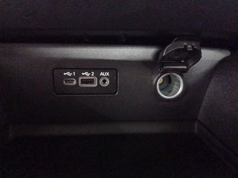Used 2025 Nissan Altima 2.5 S FWD image 25