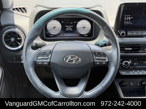 Used 2023 Hyundai Kona Limited w/ Cargo Package FWD image 13