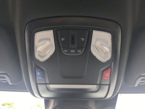 Used 2024 RAM 2500 Big Horn w/ Safety Group image 22