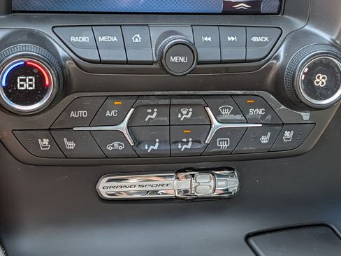 Used 2019 Chevrolet Corvette Grand Sport RWD image 18