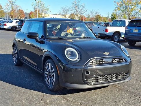 New 2026 MINI Cooper 2-Door Hardtop image 3