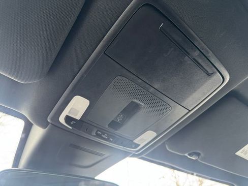 Used 2025 Honda CR-V Sport image 31