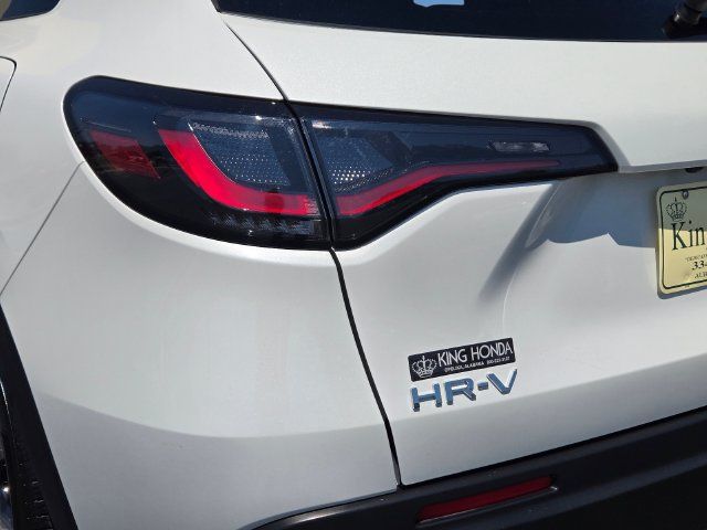 Used 2025 Honda HR-V Sport image 9