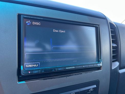 Used 2011 Nissan Titan SV AWD/4WD image 20