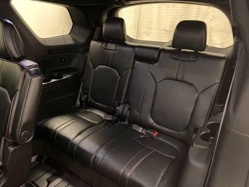 Used 2025 Honda Pilot TrailSport image 22