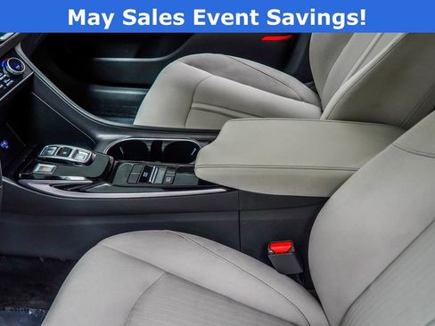 Used 2023 Hyundai Sonata SEL w/ Convenience Package FWD image 17