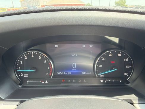 Used 2024 Ford Explorer XLT AWD/4WD image 42
