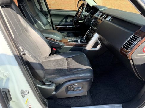 Used 2014 Land Rover Range Rover HSE image 27