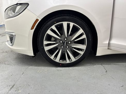 Used 2018 Lincoln MKZ Reserve w/ Climate Package image 27