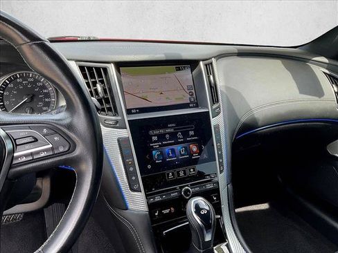 Used 2021 INFINITI Q60 3.0t Luxe w/ Essential Package RWD image 8