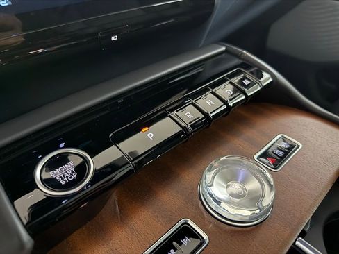 New 2025 Lincoln Navigator L Black Label image 82