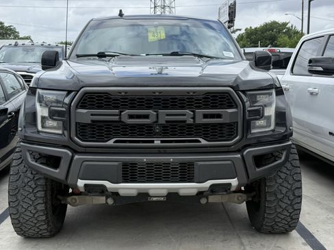 Used 2019 Ford F150 Raptor w/ Equipment Group 802A Luxury AWD/4WD image 2