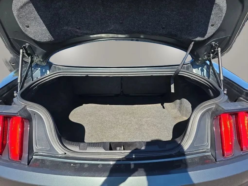 Used 2016 Ford Mustang GT RWD image 34
